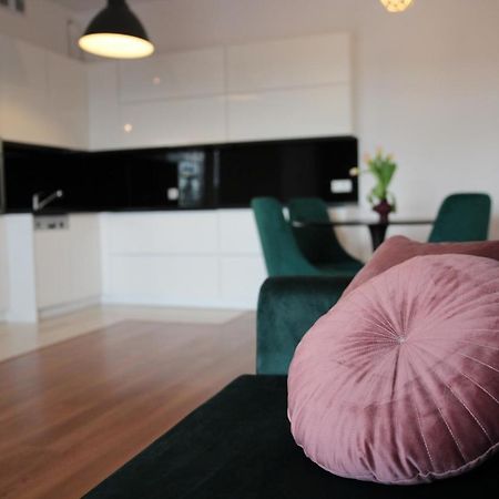Apartamento Apartament Reymonta Park Piotrków Trybunalski Exterior foto